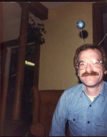 1983 - deely boppers.jpg